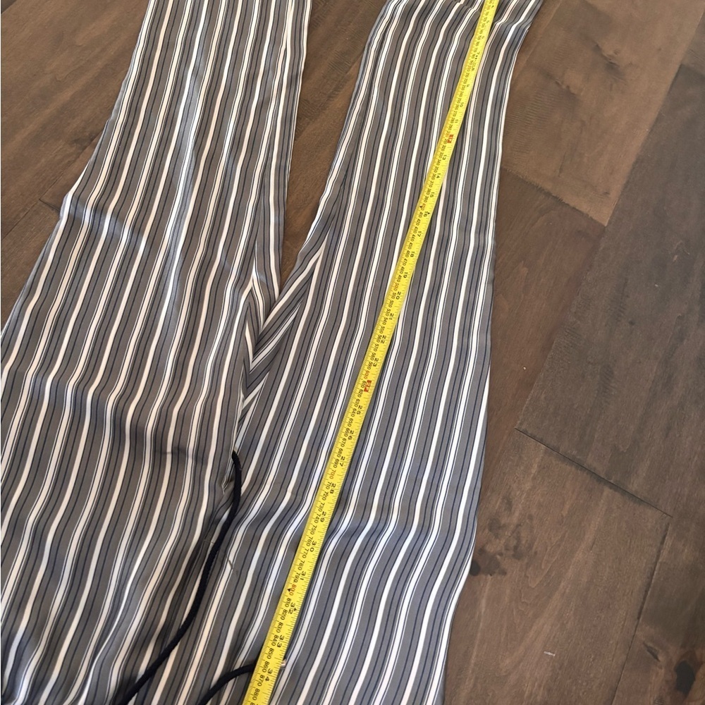 Striped Gray and White Silky drawstring Faconnable Size 4 Pants - Picture 10 of 11